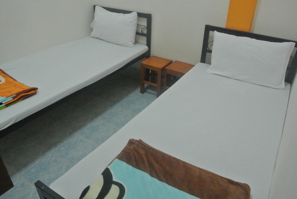 Orange Backpacker Hostel Вьентьян Номер фото