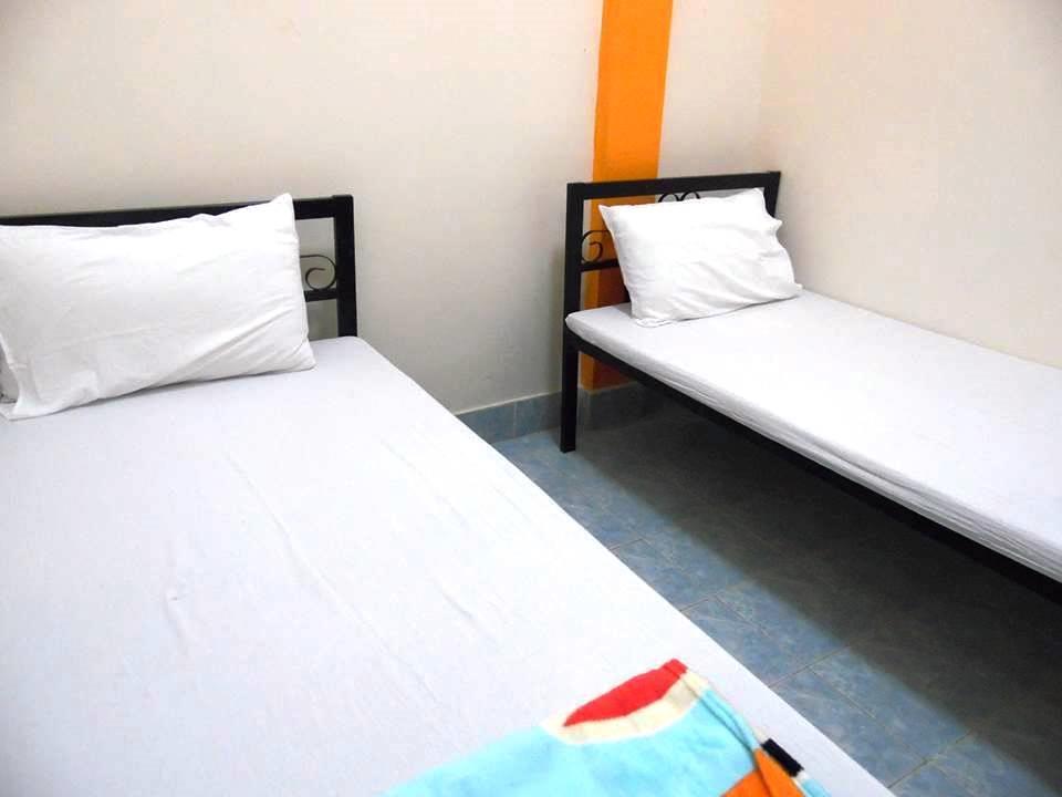 Orange Backpacker Hostel Вьентьян Экстерьер фото