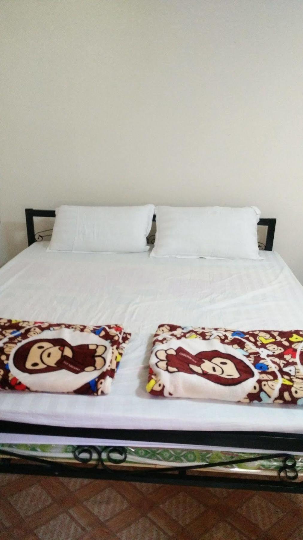 Orange Backpacker Hostel Вьентьян Экстерьер фото